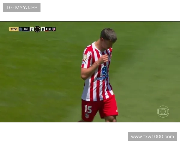 朗格莱两黄变一红西蒙尼愤怒斥裁判厚脸皮引发场边冲突